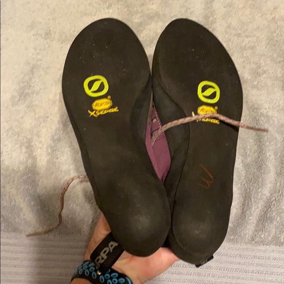 Like new Vibram Scarpa XS Edge climbing shoes - Picture 7 of 12